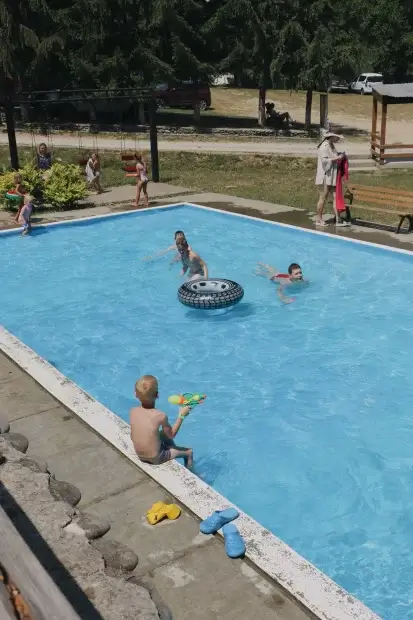 Літній молодіжний табір